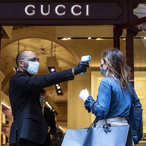gucci community instagram